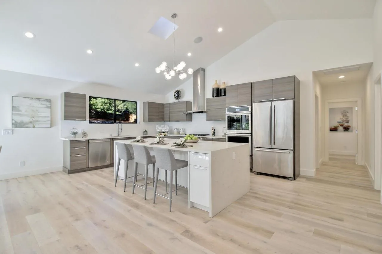 Open concept modern kitchen